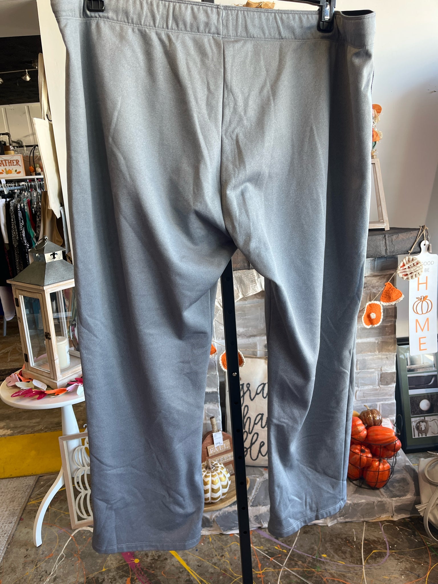 NIKE Plus Bottoms 2X ATHLETIC WEAR-WOMEN'S