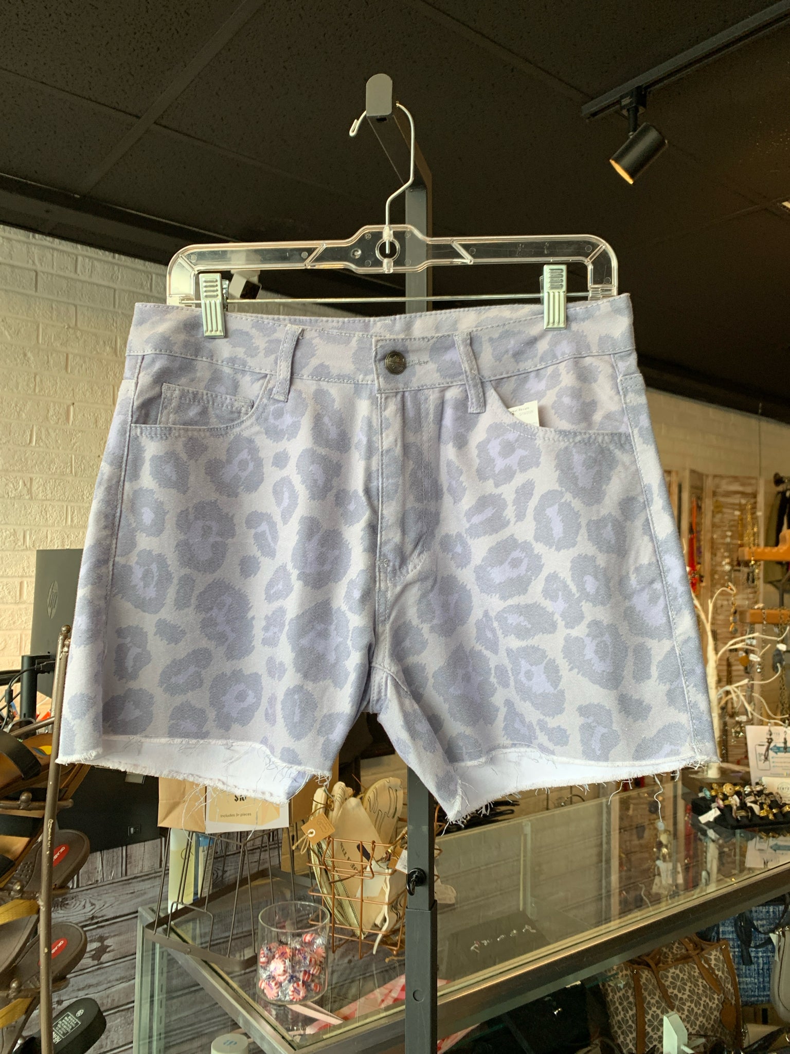 The Rustic Rebel Womens Bottoms Size M Shorts