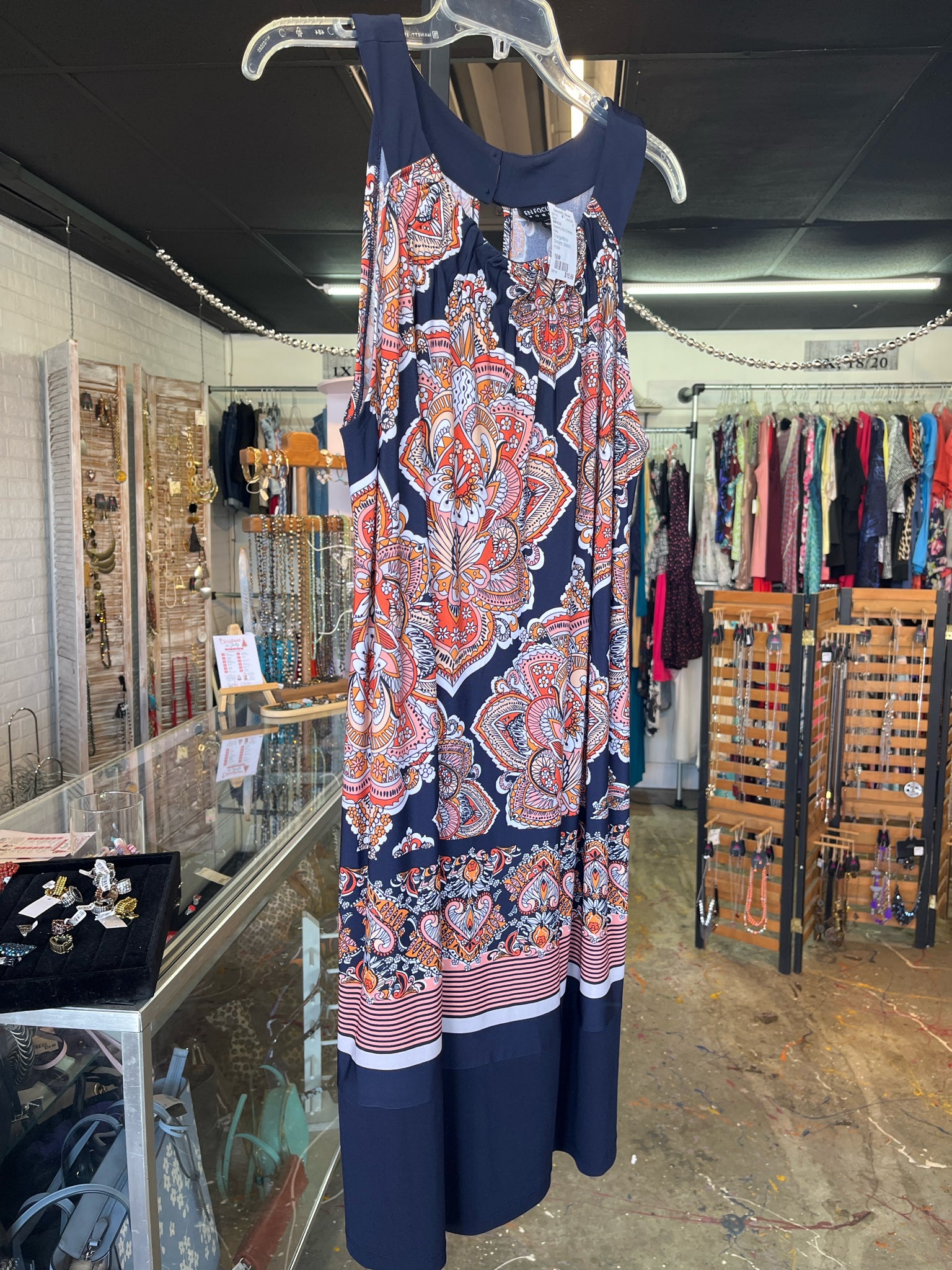 ENFOCUS Plus Dresses Size 16W Dress
