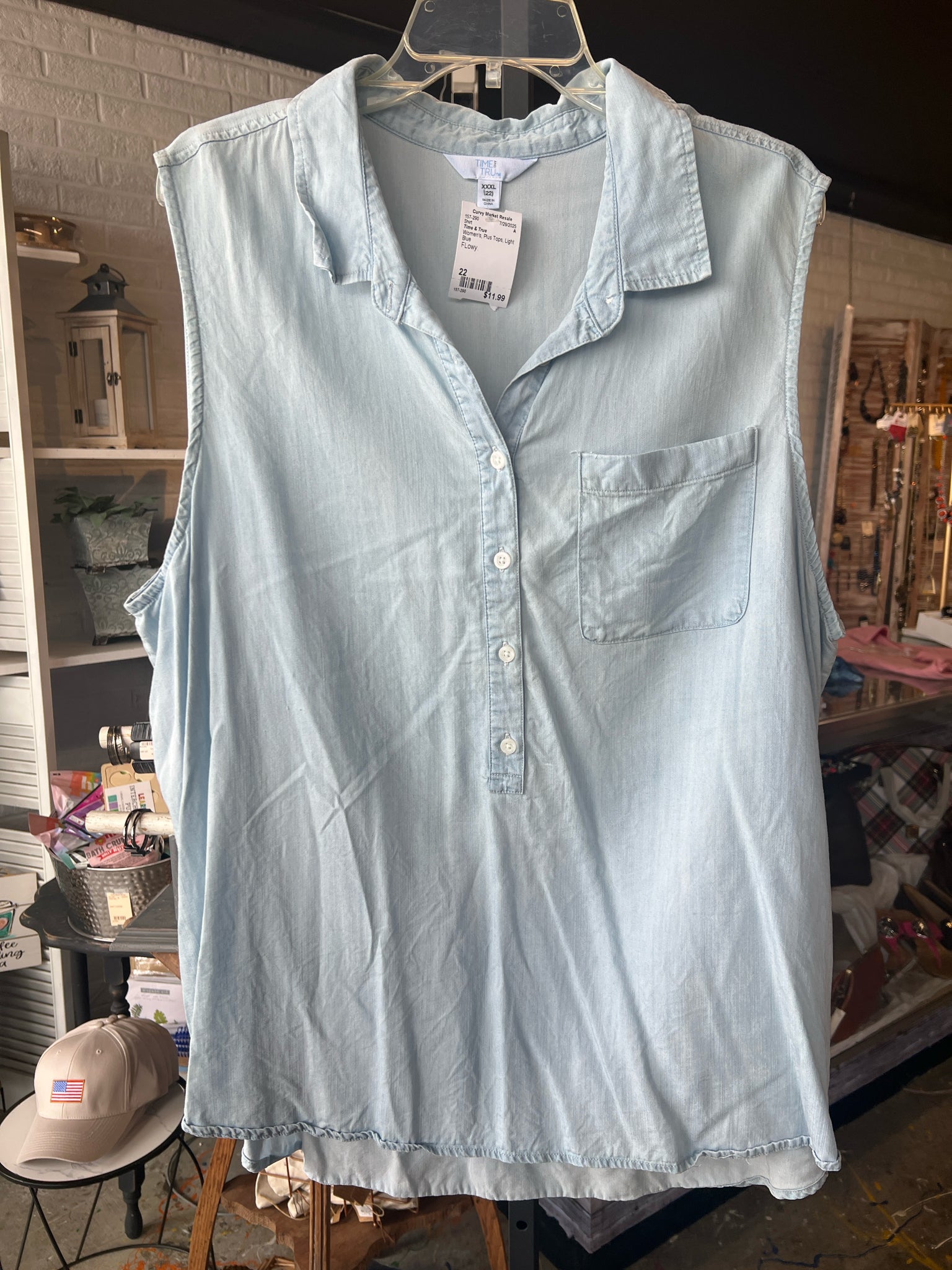 Time & True Plus Tops Size 22 Shirt