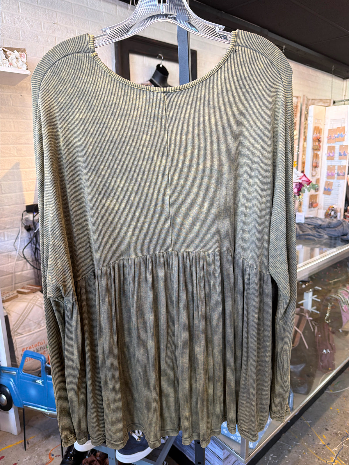EASEL Womens Tops Size L Blouse