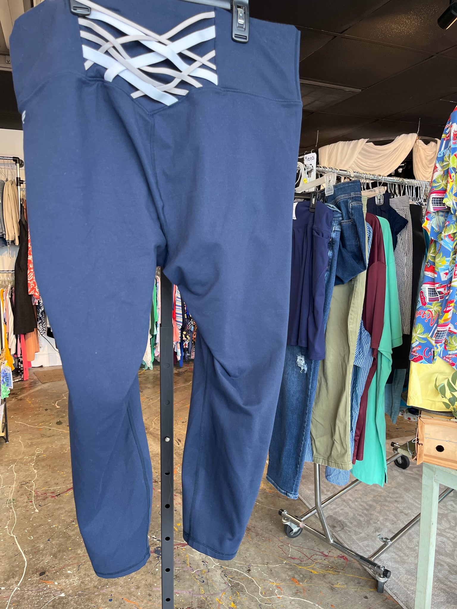 Fabletics Plus Bottoms Size 2X Athletic Wear - bottoms