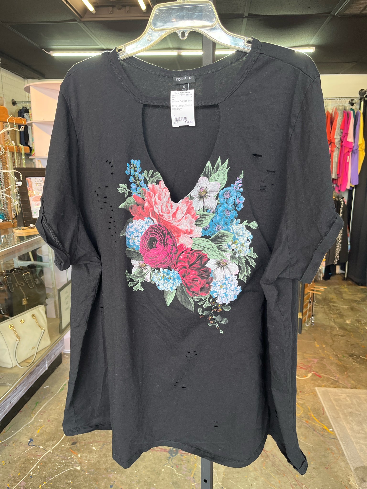 torrid Plus Tops Size 5 Shirt