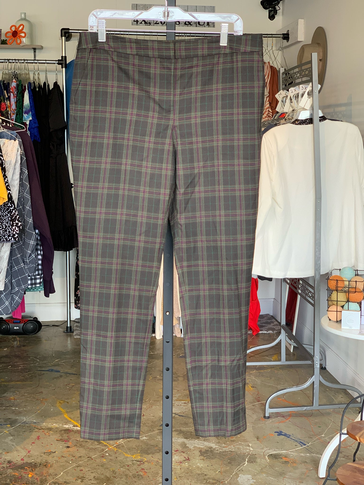 VINCE CAMUTO Womens Bottoms Size 8 Pants