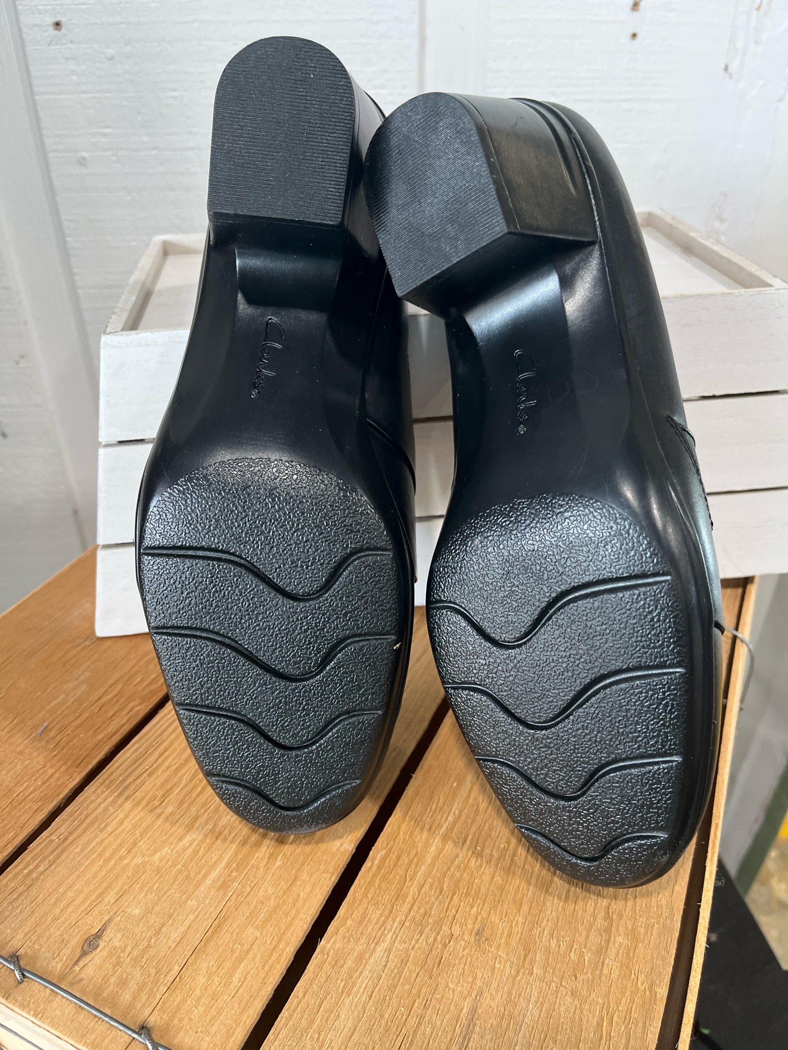 Collection by Clarks Shoes/Footwear 8.5 SHOES