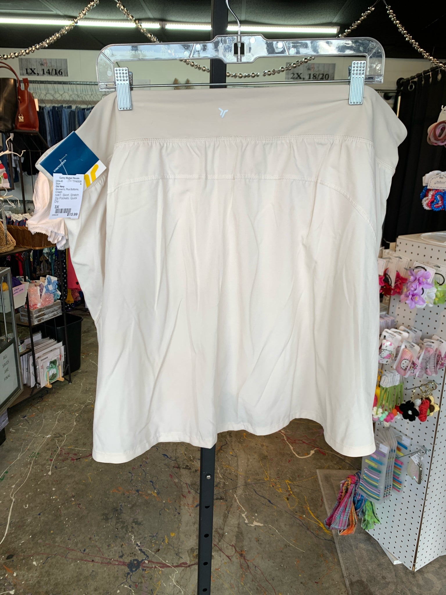 Old Navy Plus Bottoms Size 3X Skort