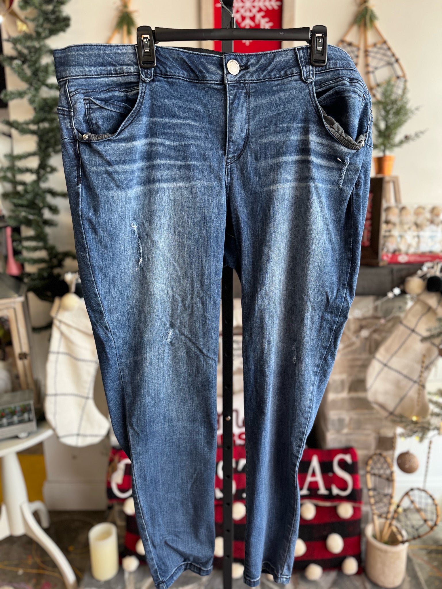 DEMOCRACY Plus Bottoms Size 22W Jeans