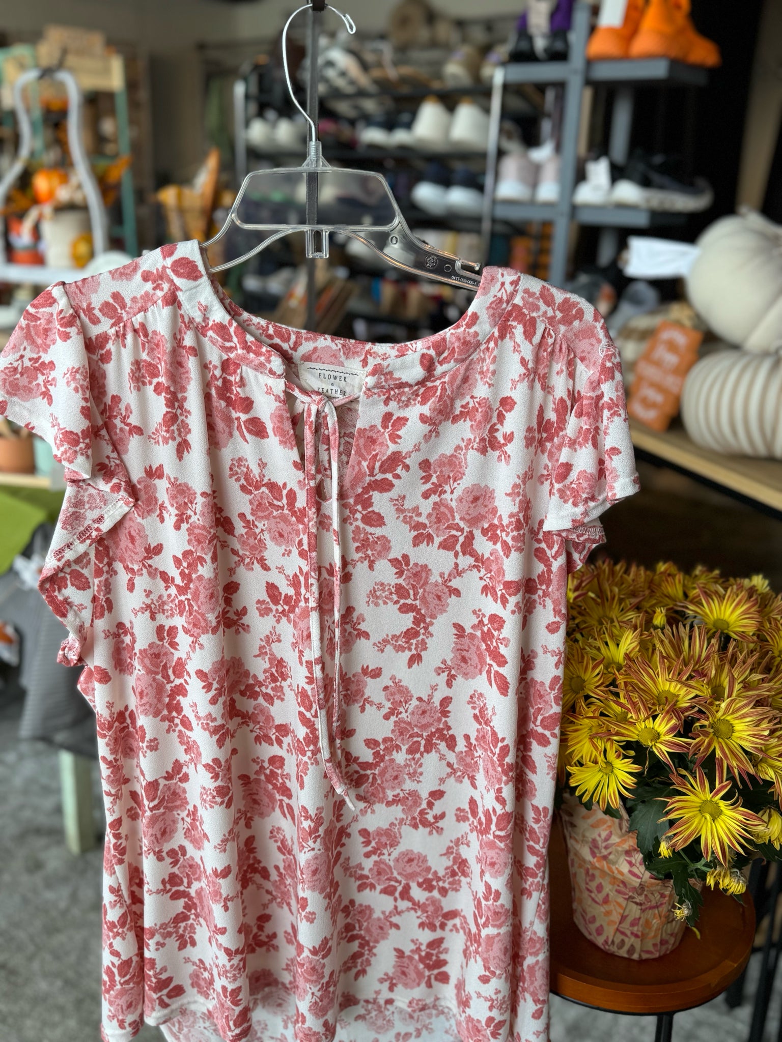 FLOWER & FEATHER Plus Tops Size 2X Blouse