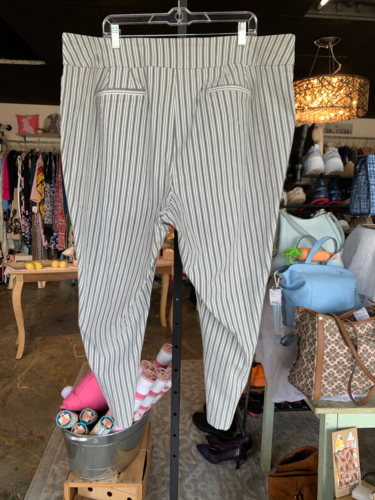 EST 1946 Plus Bottoms Size 24W Pants