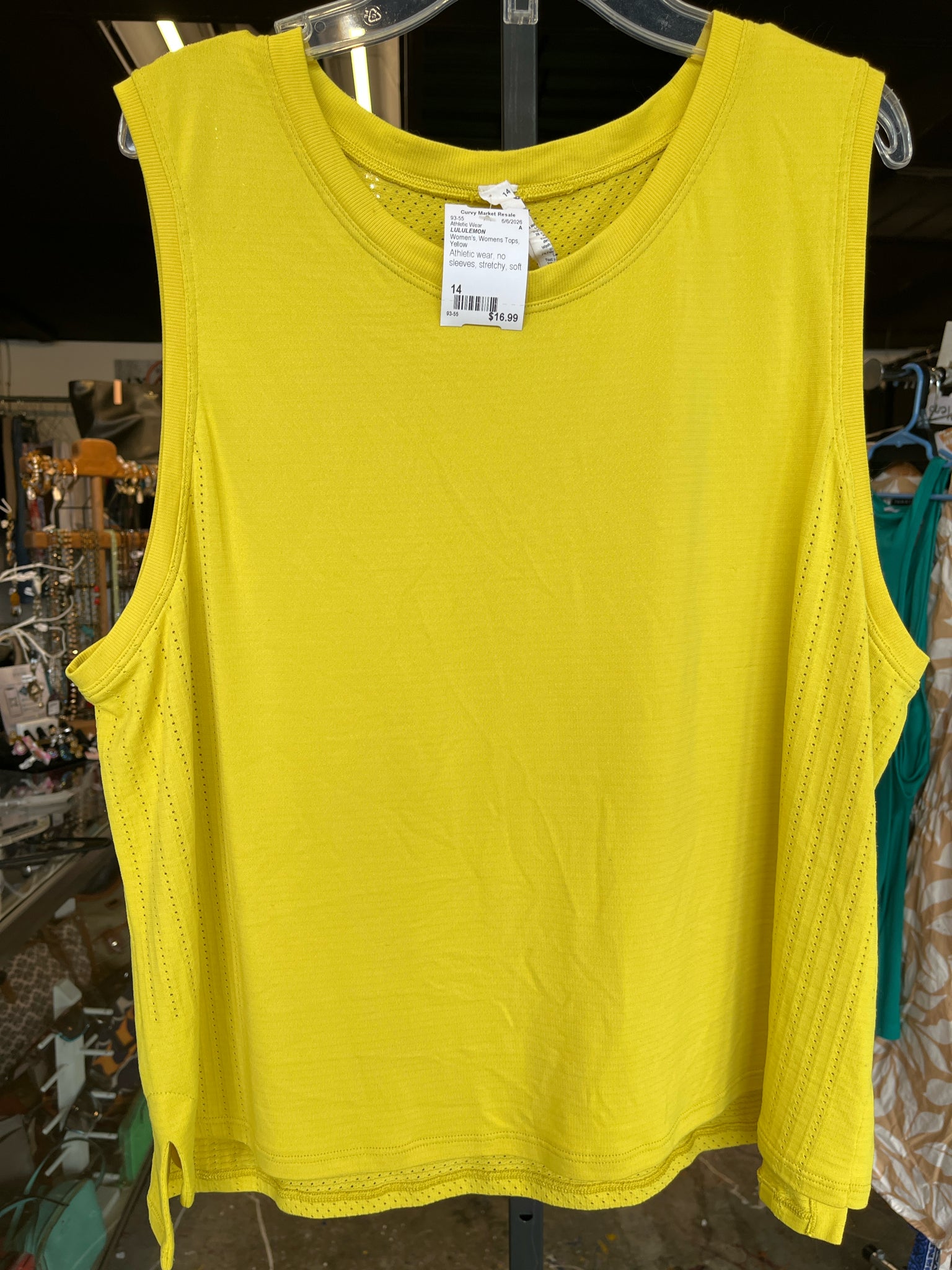 LULULEMON Womens Tops Size 14 Athletic Wear