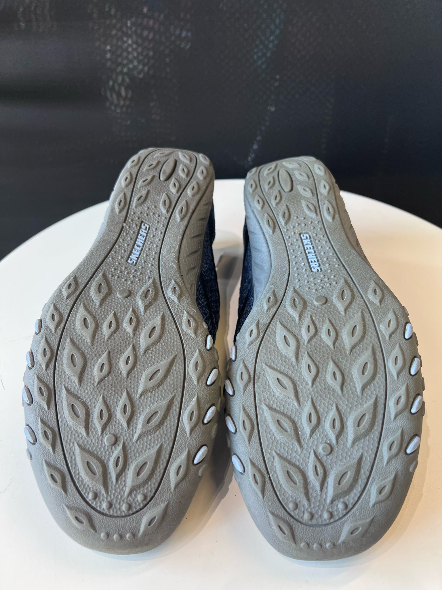 SKECHERS Shoes/Footwear 9 Shoes