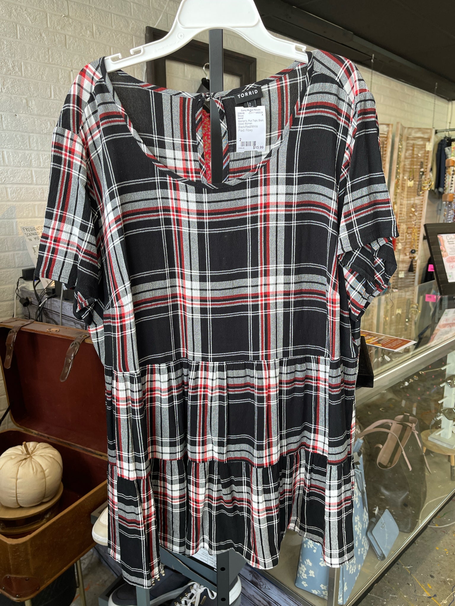 torrid Plus Tops Size 2 Blouse