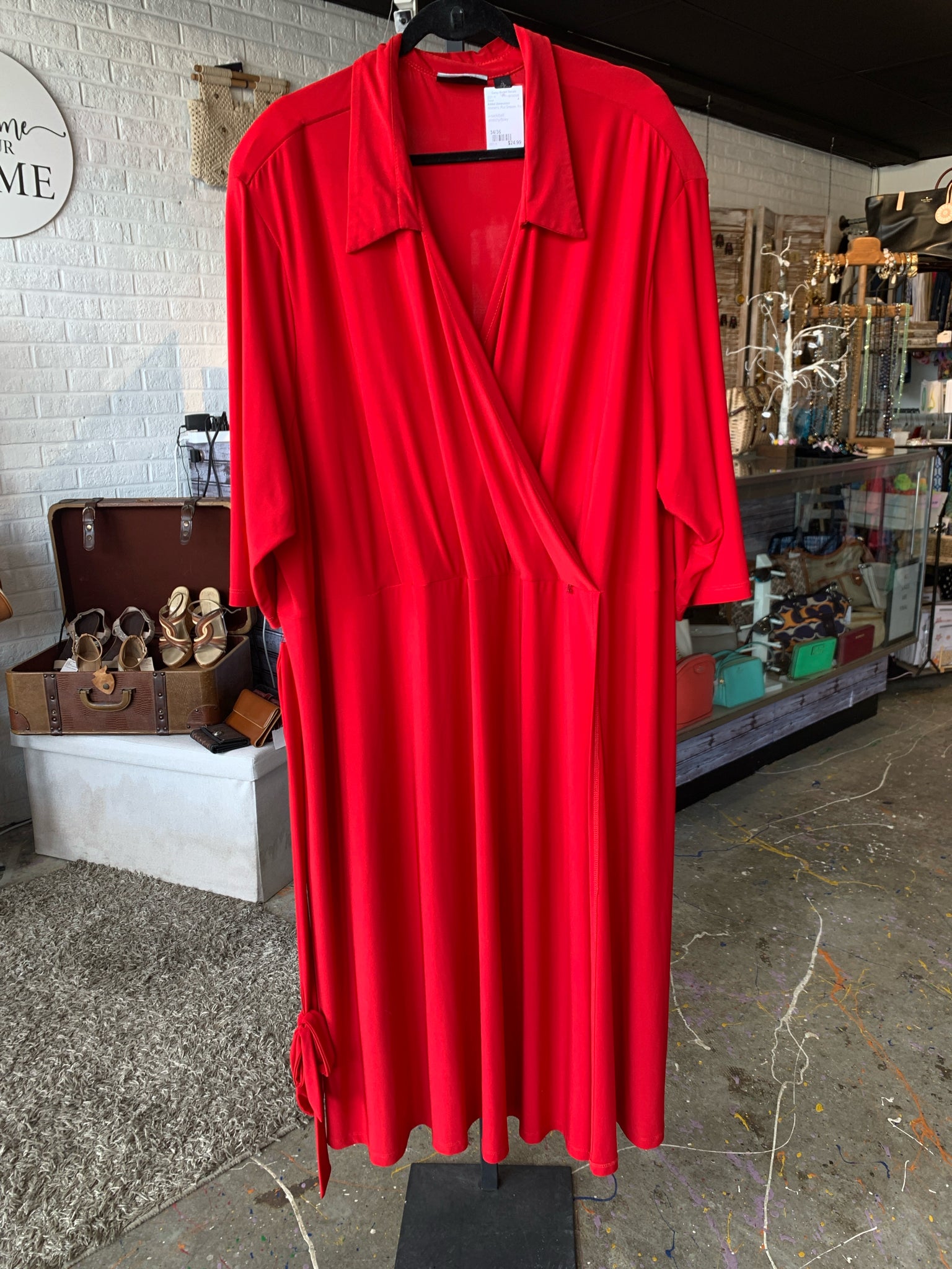 Added Dimensions Plus Dresses Size 34/36 Dress