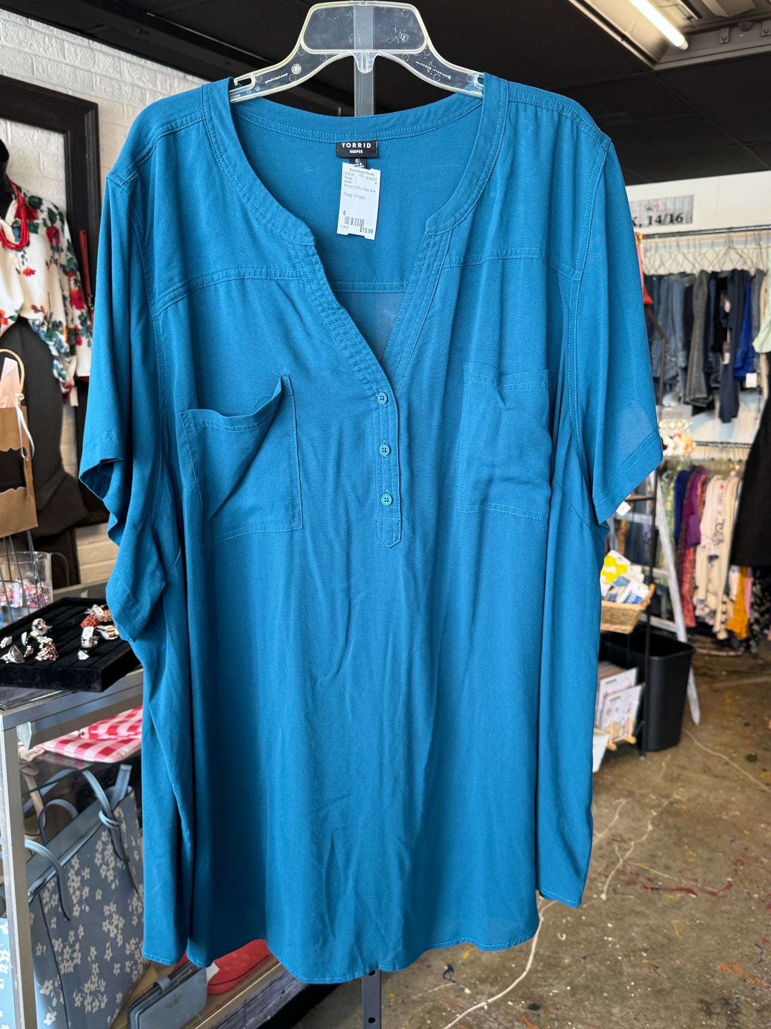torrid Plus Tops Size 6 Blouse
