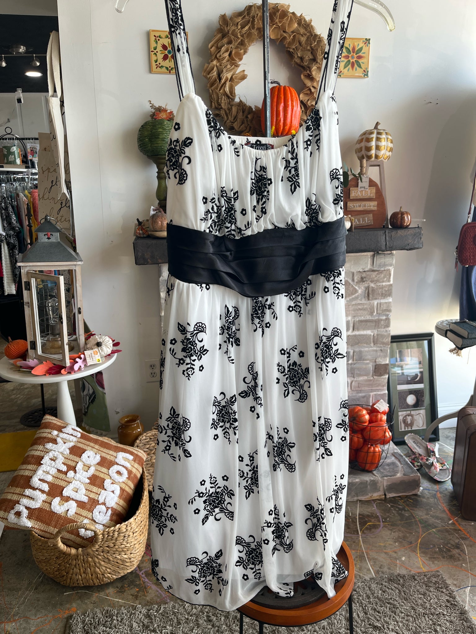 trixxi Plus Dresses Size 3X Dress