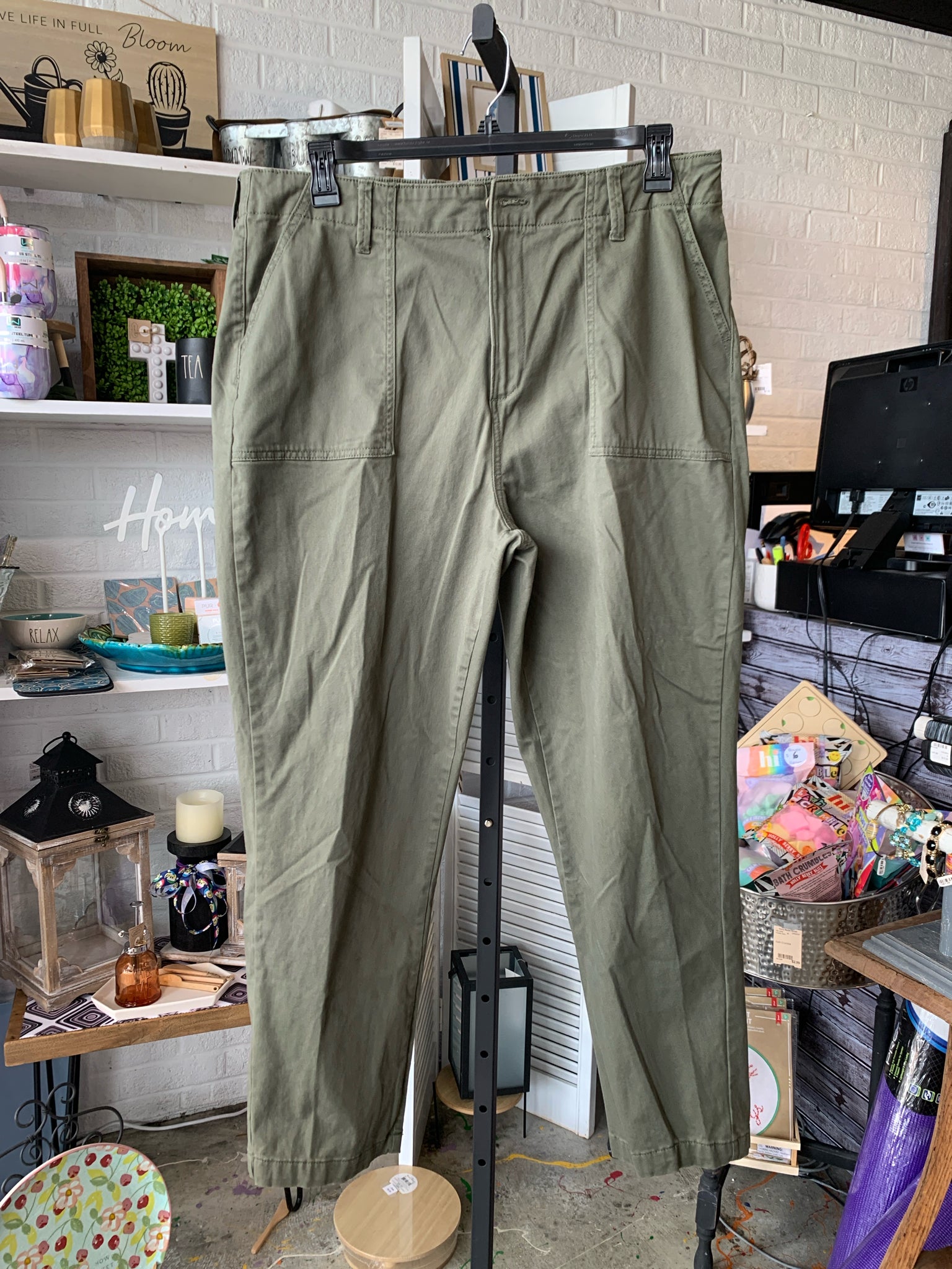 ST JOHN BAY Plus Bottoms Size 18 Pants