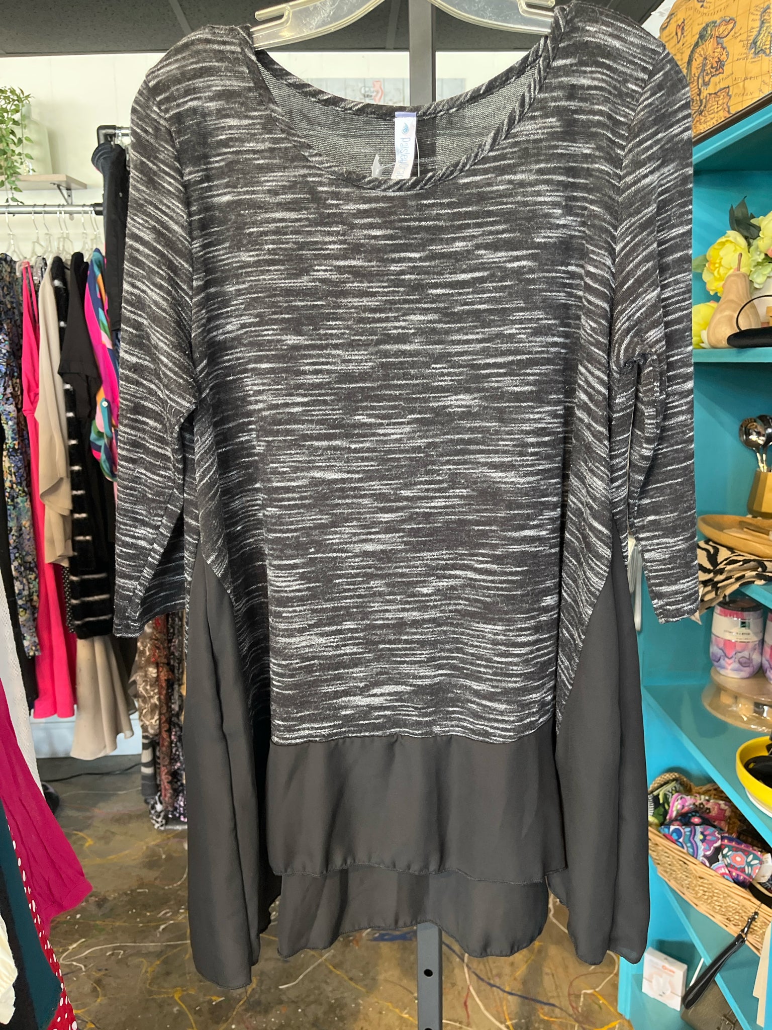 Paisley Grace Plus Tops Size 1X Shirt
