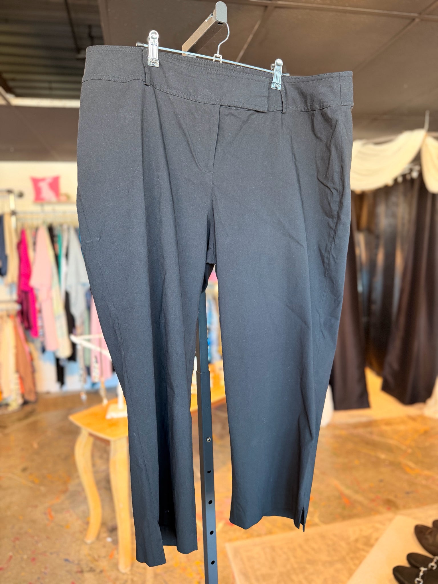 Lane Bryant Plus Bottoms Size 18 Pants