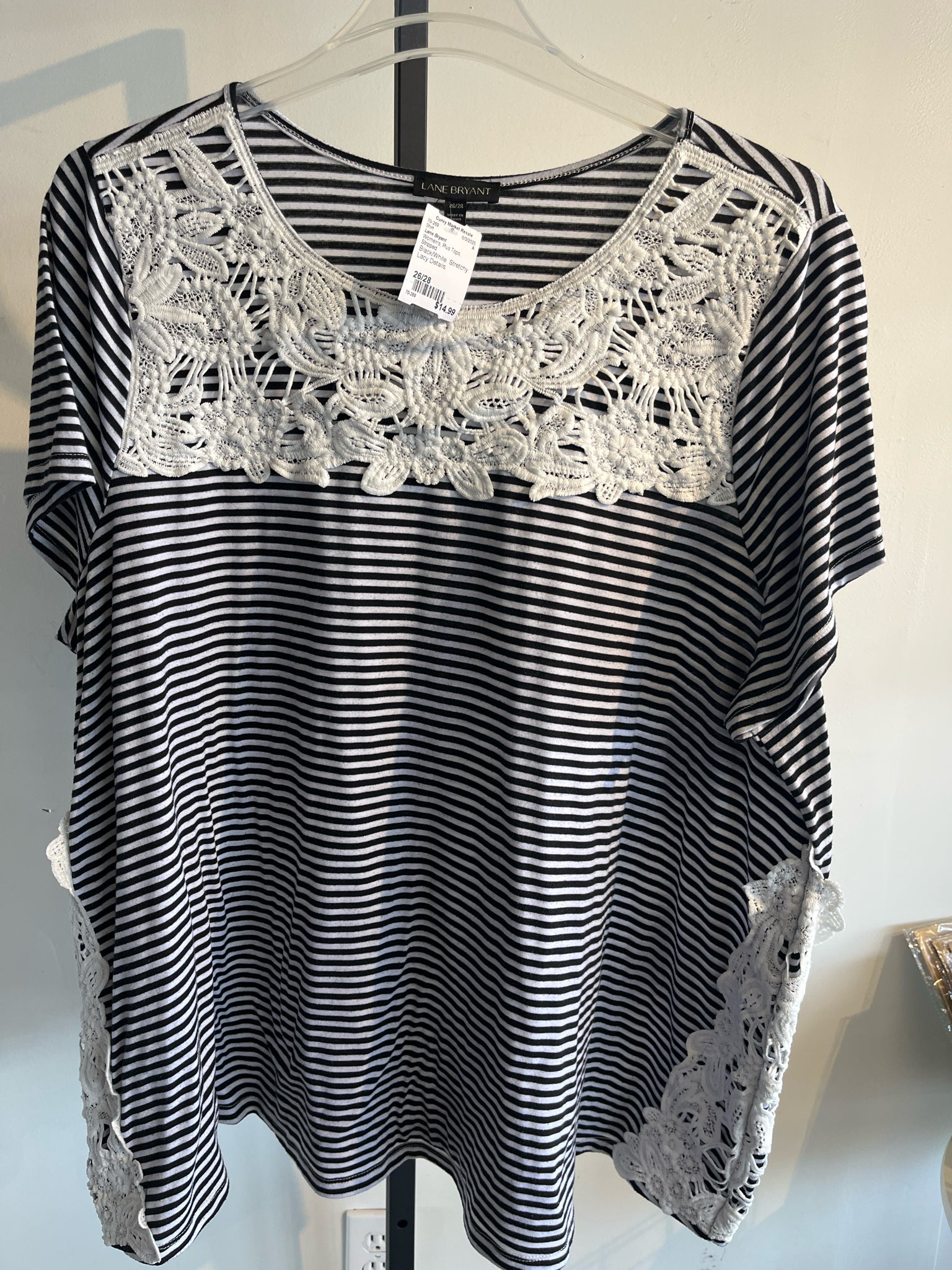 Lane Bryant Plus Tops Size 26/28 Shirt