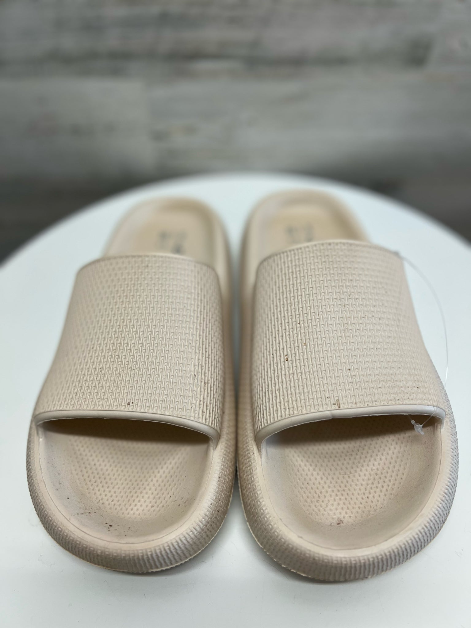Xiw Shoes/Footwear 10.5 SHOES