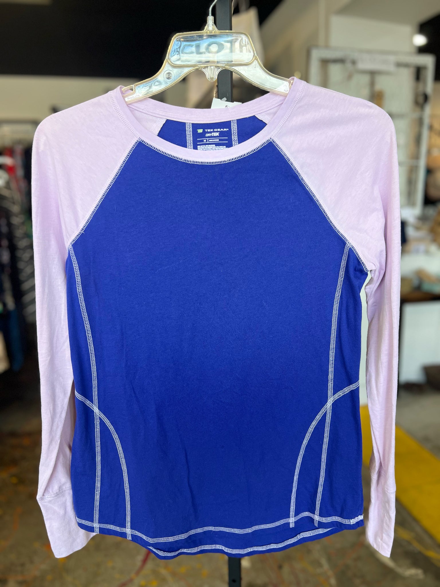 Size M tek gear Shirt