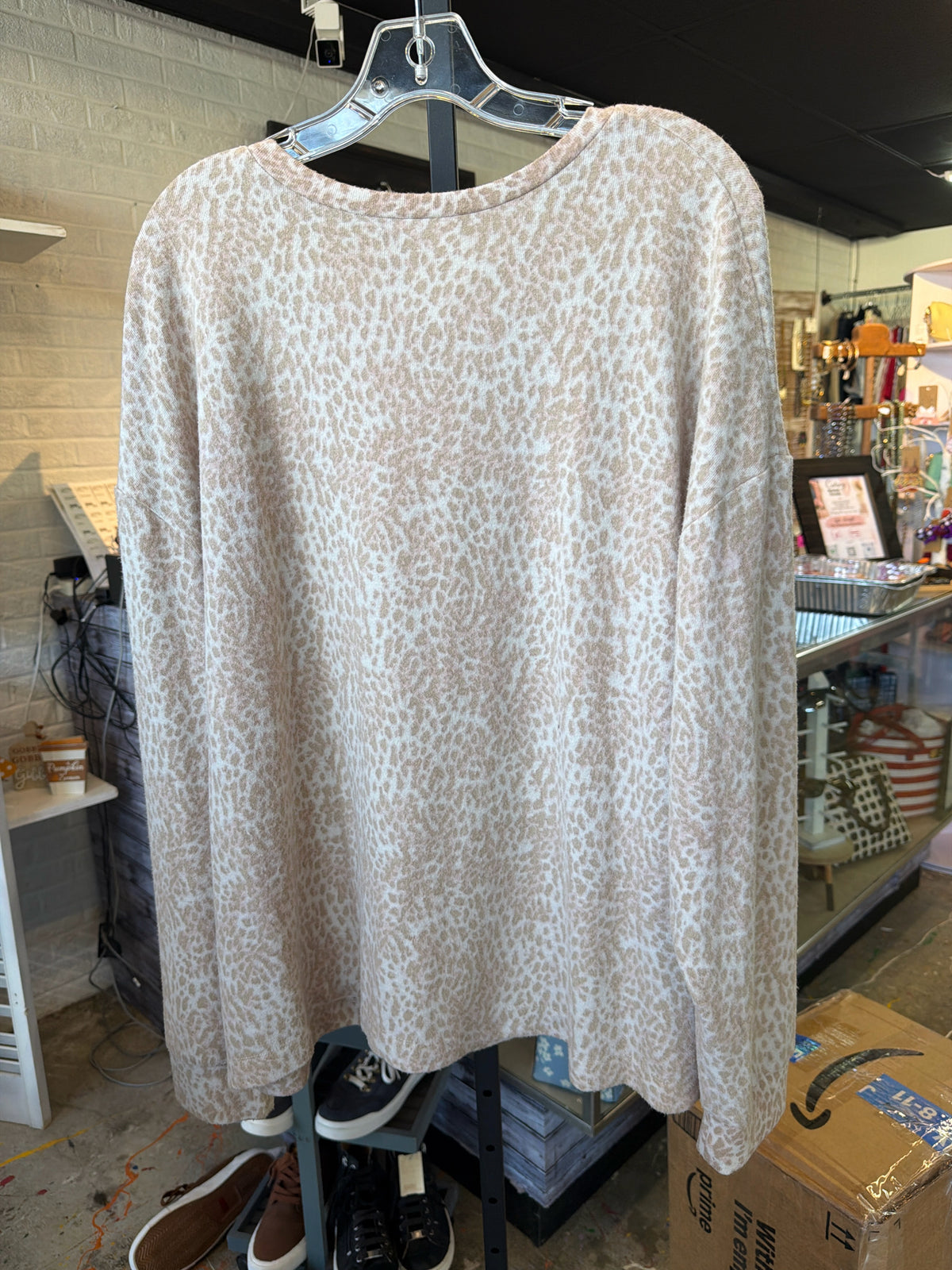 Time & True Plus Outerwear Size 22 Sweatshirt