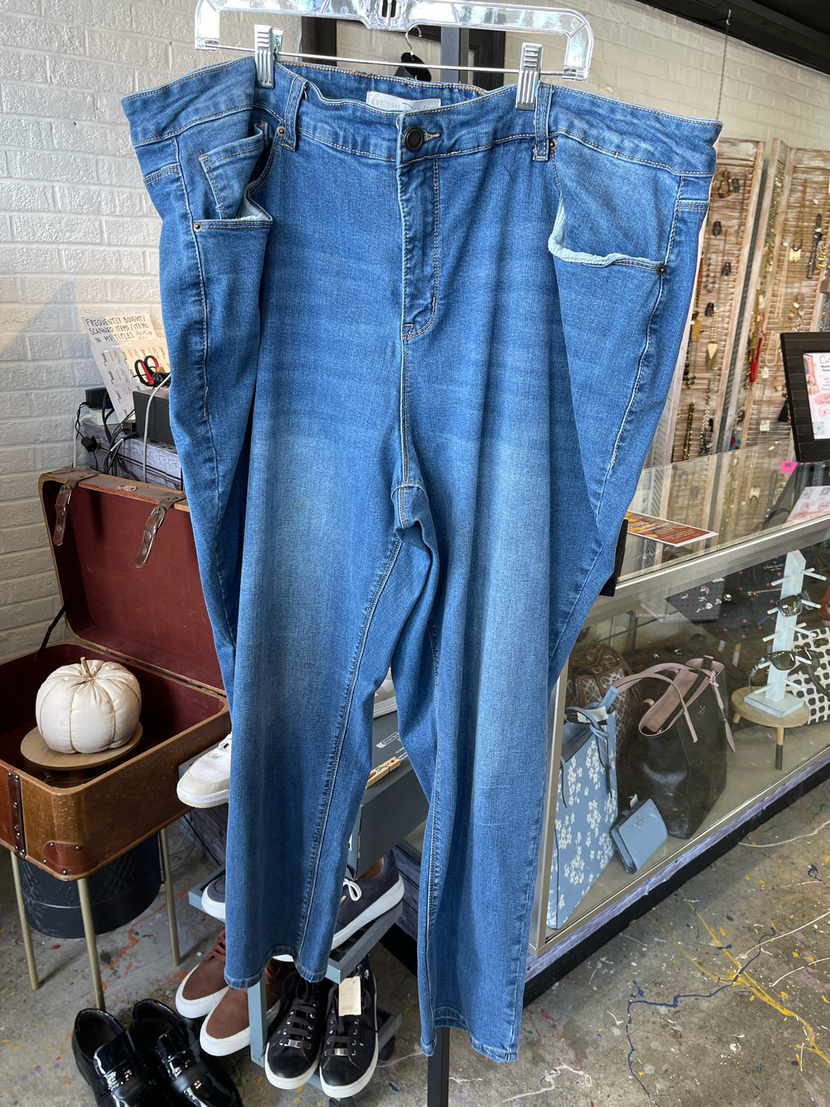EST 1946 Plus Bottoms Size 24W Jeans