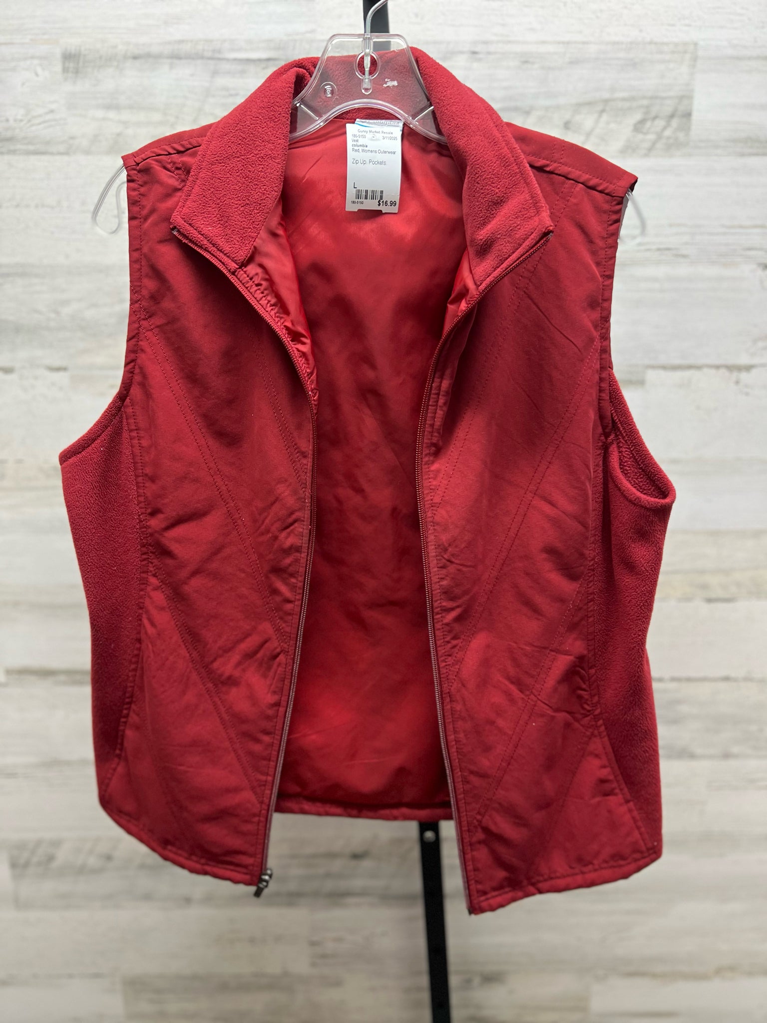 Size L columbia Vest