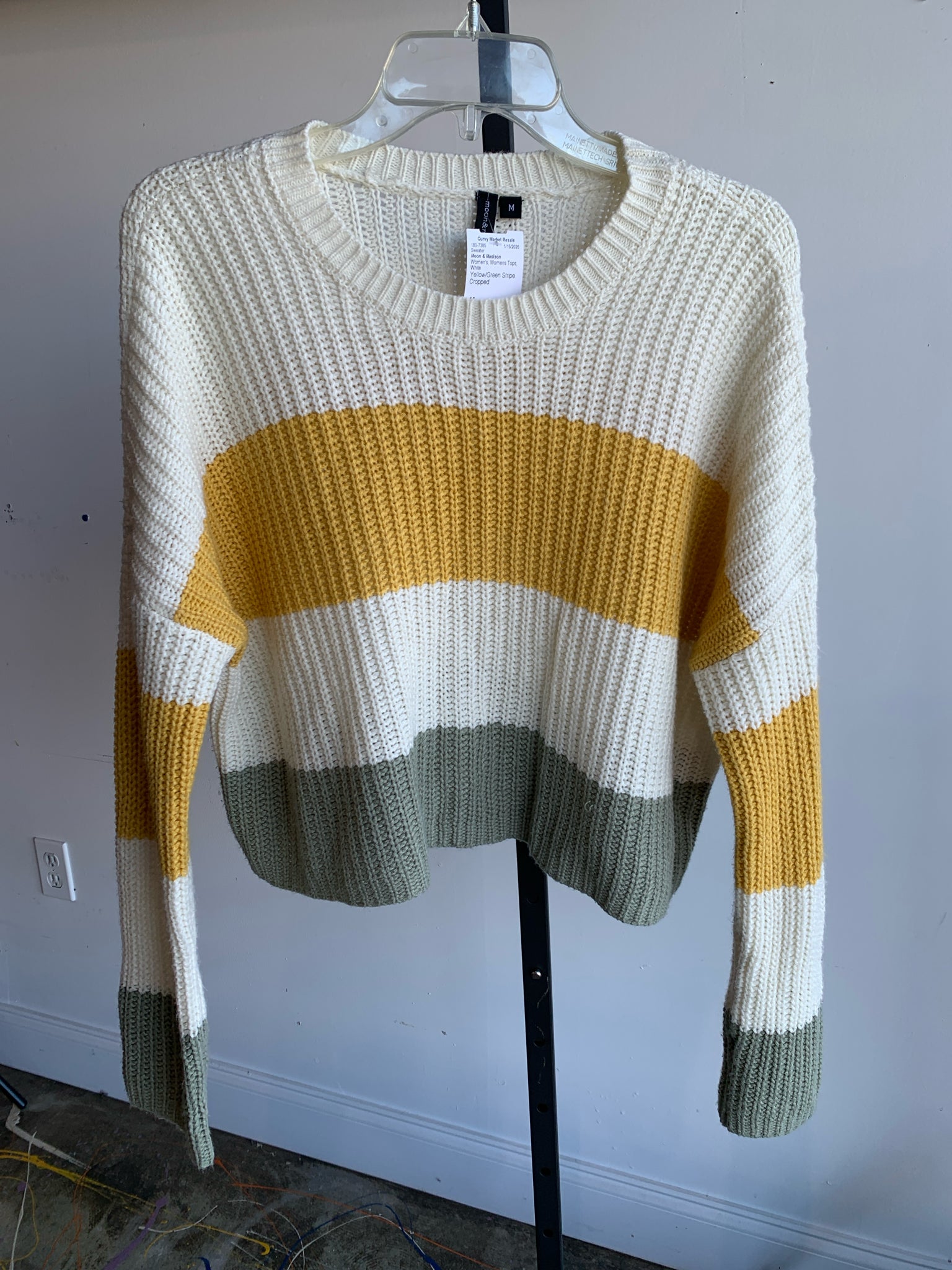 Moon & Madison Womens Tops Size M Sweater