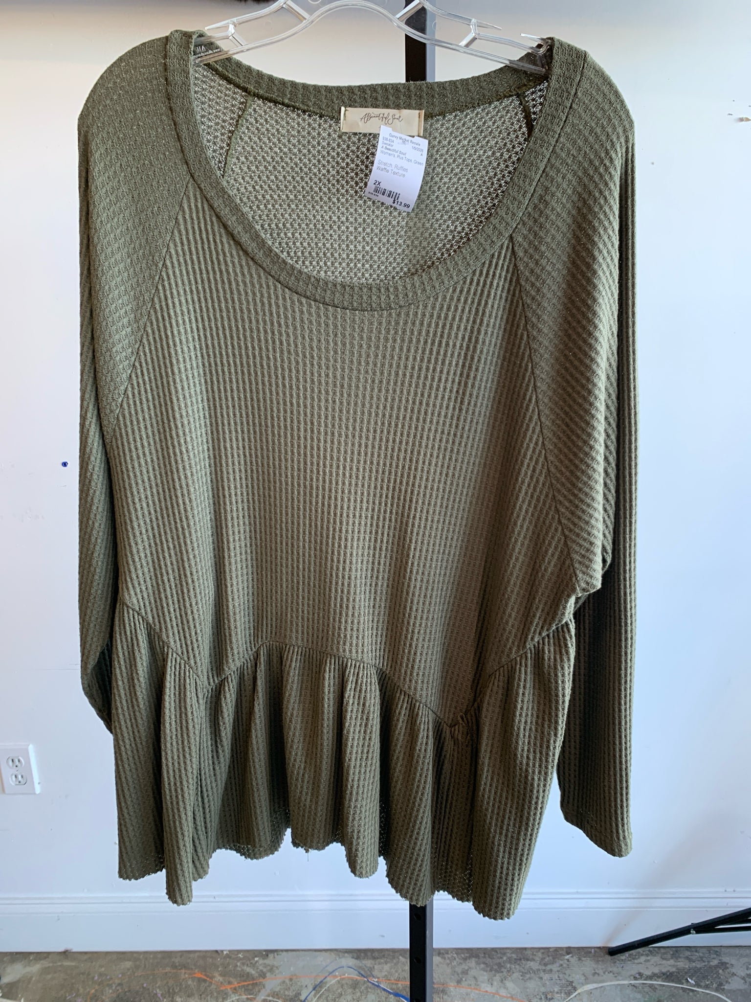 A Beautiful Soul Plus Tops Size 2X Sweater