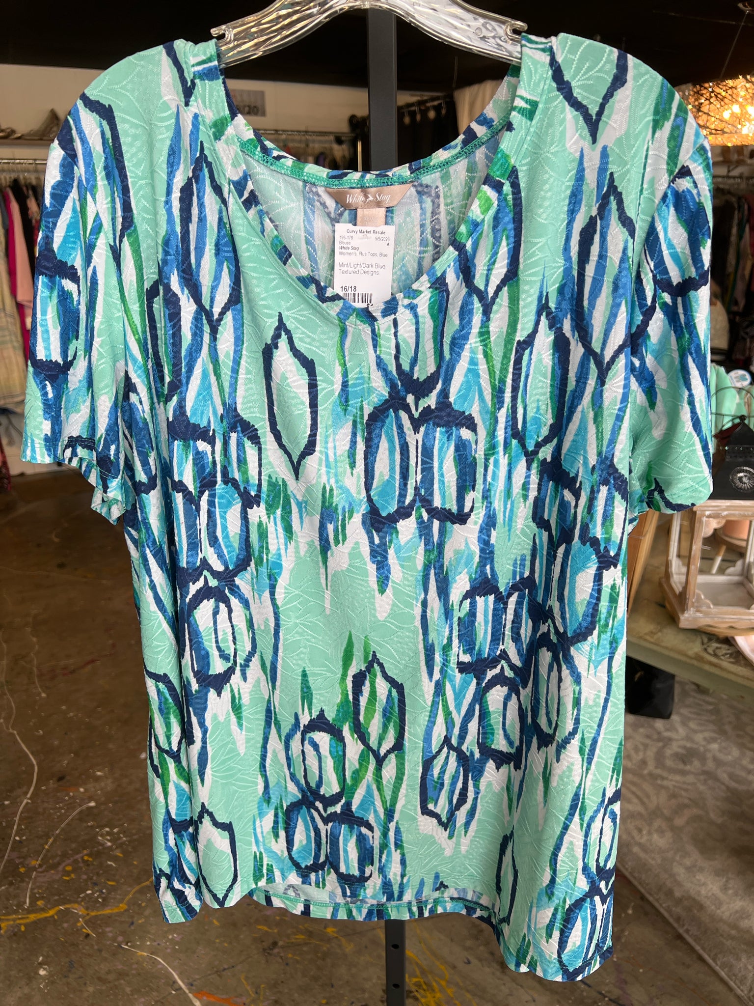 White Stag Plus Tops Size 16/18 Blouse