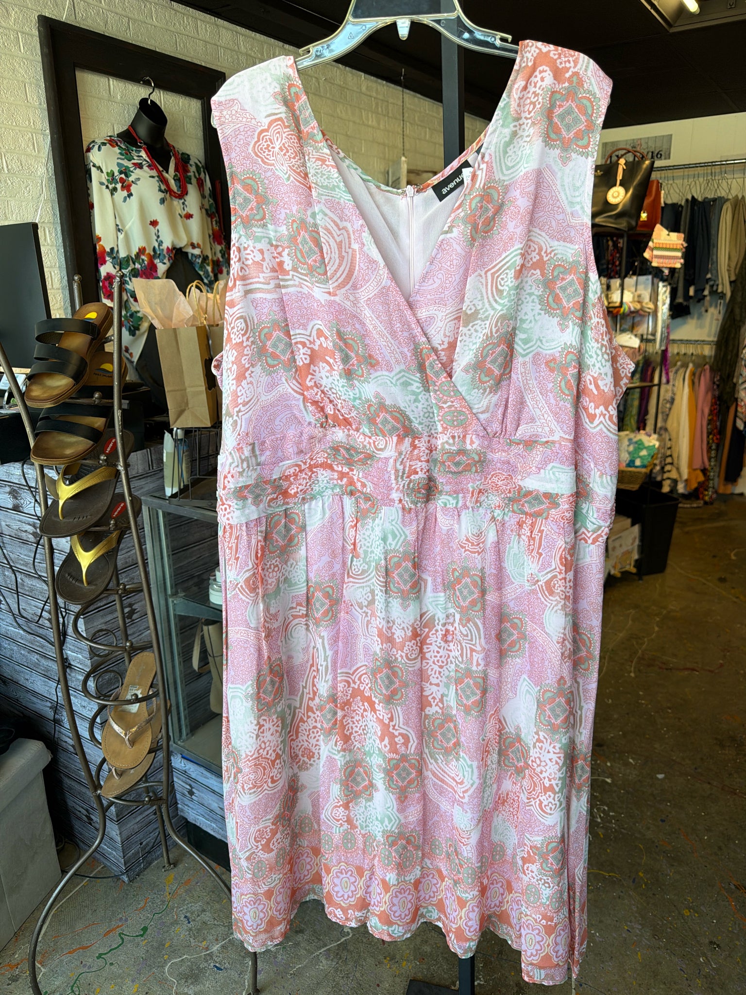 Avenue Plus Dresses Size 28 Dress