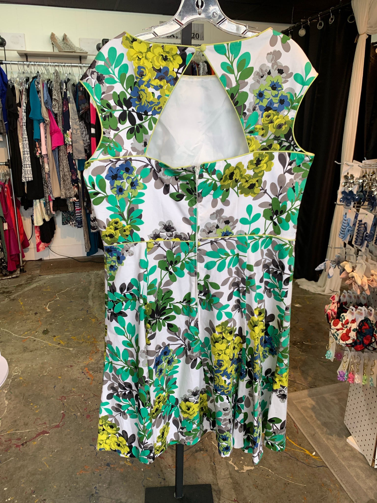 LONDON STYLE Plus Dresses Size 18 Dress