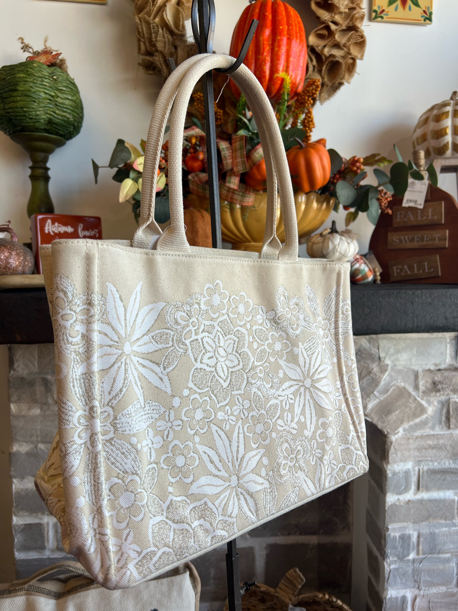 Oscardela Renta Cream Purse
