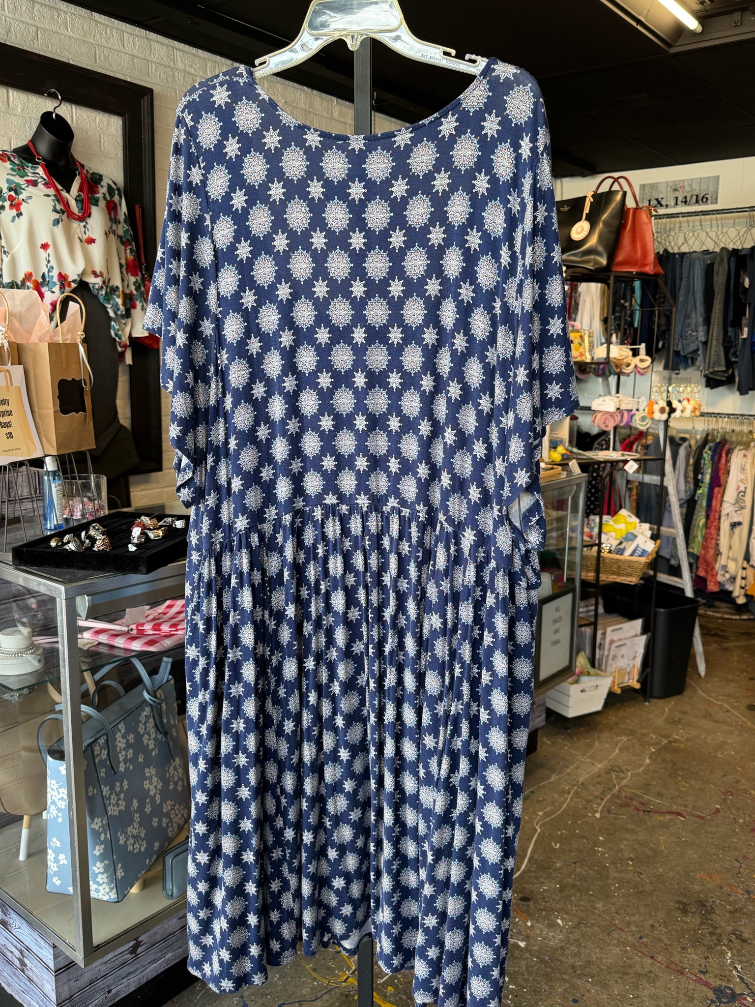 torrid Plus Dresses Size 6 Dress