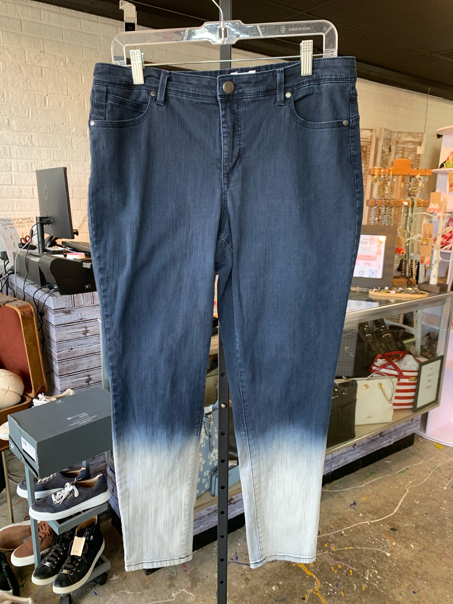 Bandolino Womens Bottoms Size 10 Jeans