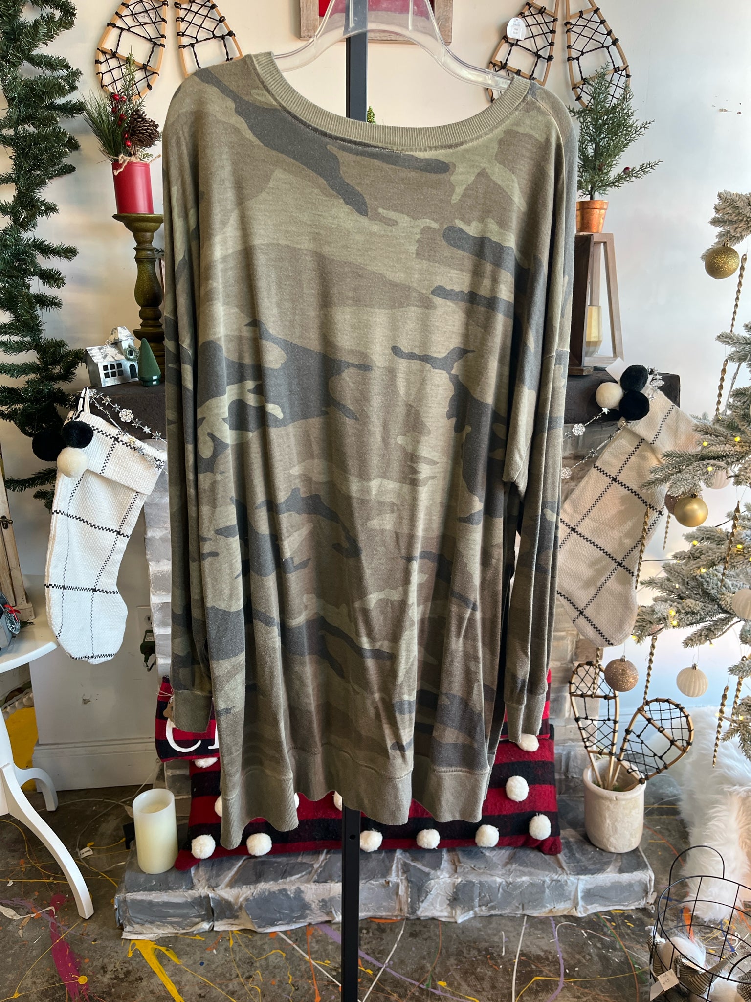 Dantelle Plus Tops Size 2X Shirt