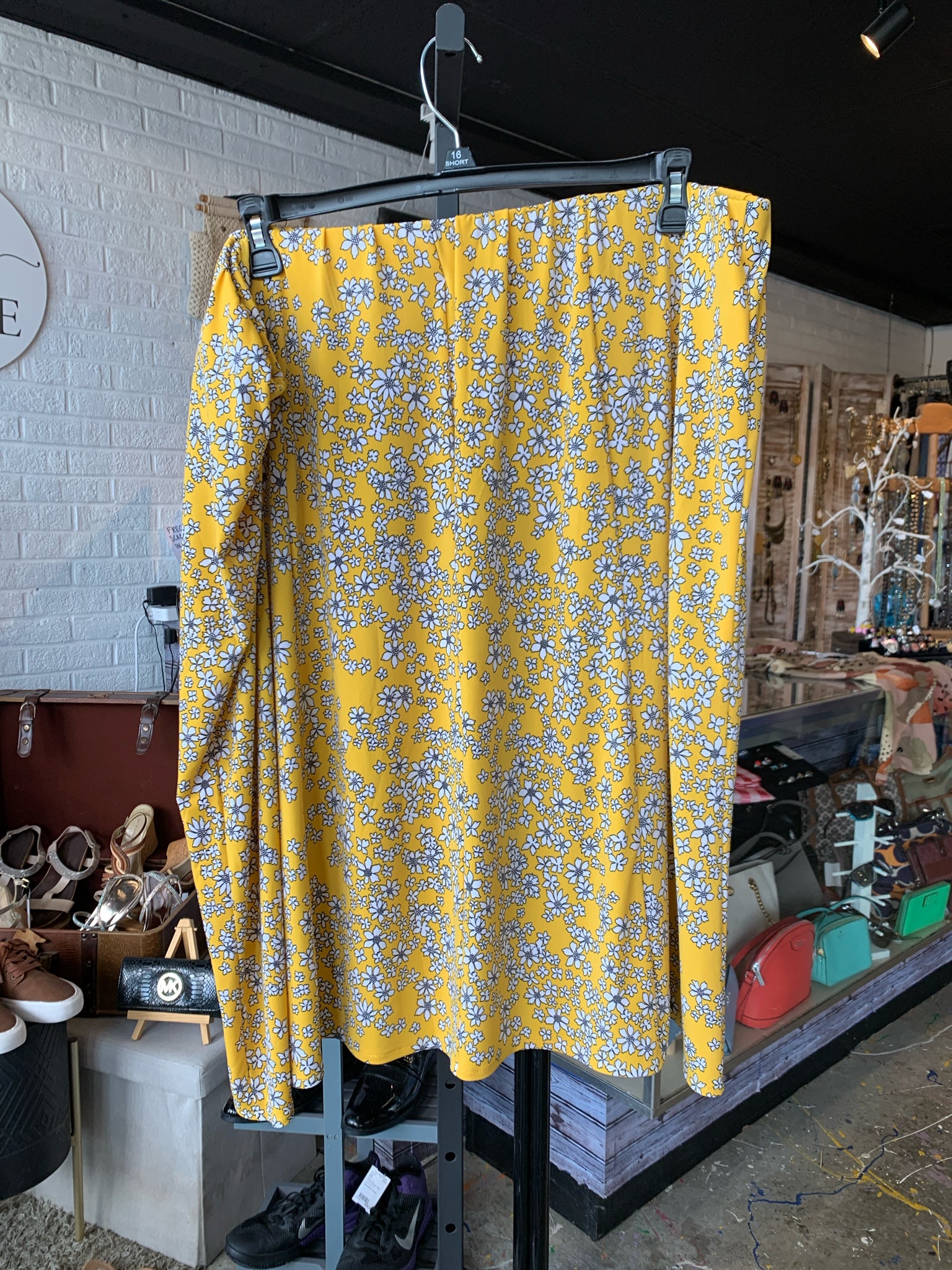 Lane Bryant Plus Bottoms Size 26 Skirt