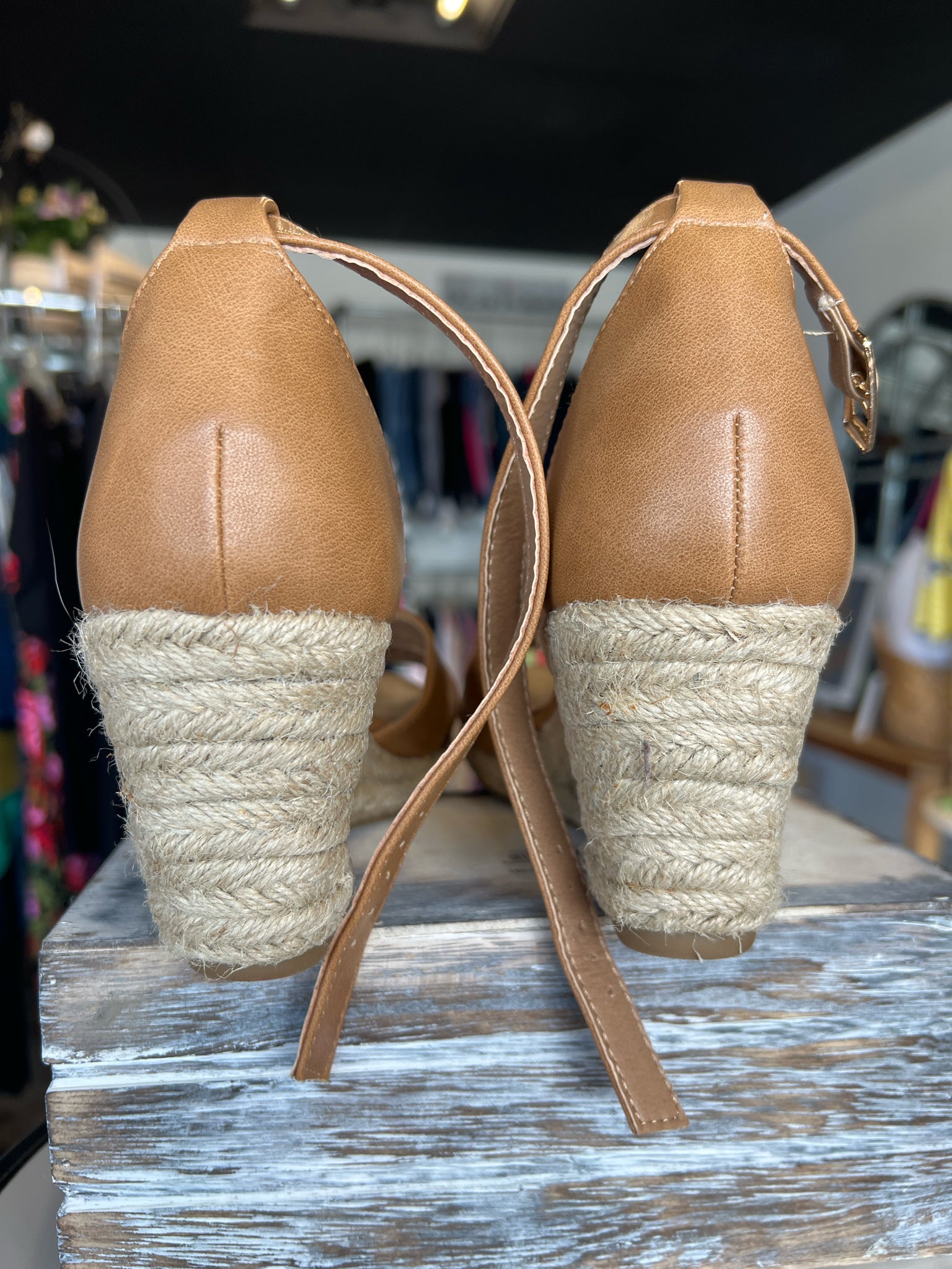 Comfort Est. 1946 Shoes/Footwear 7 SHOES