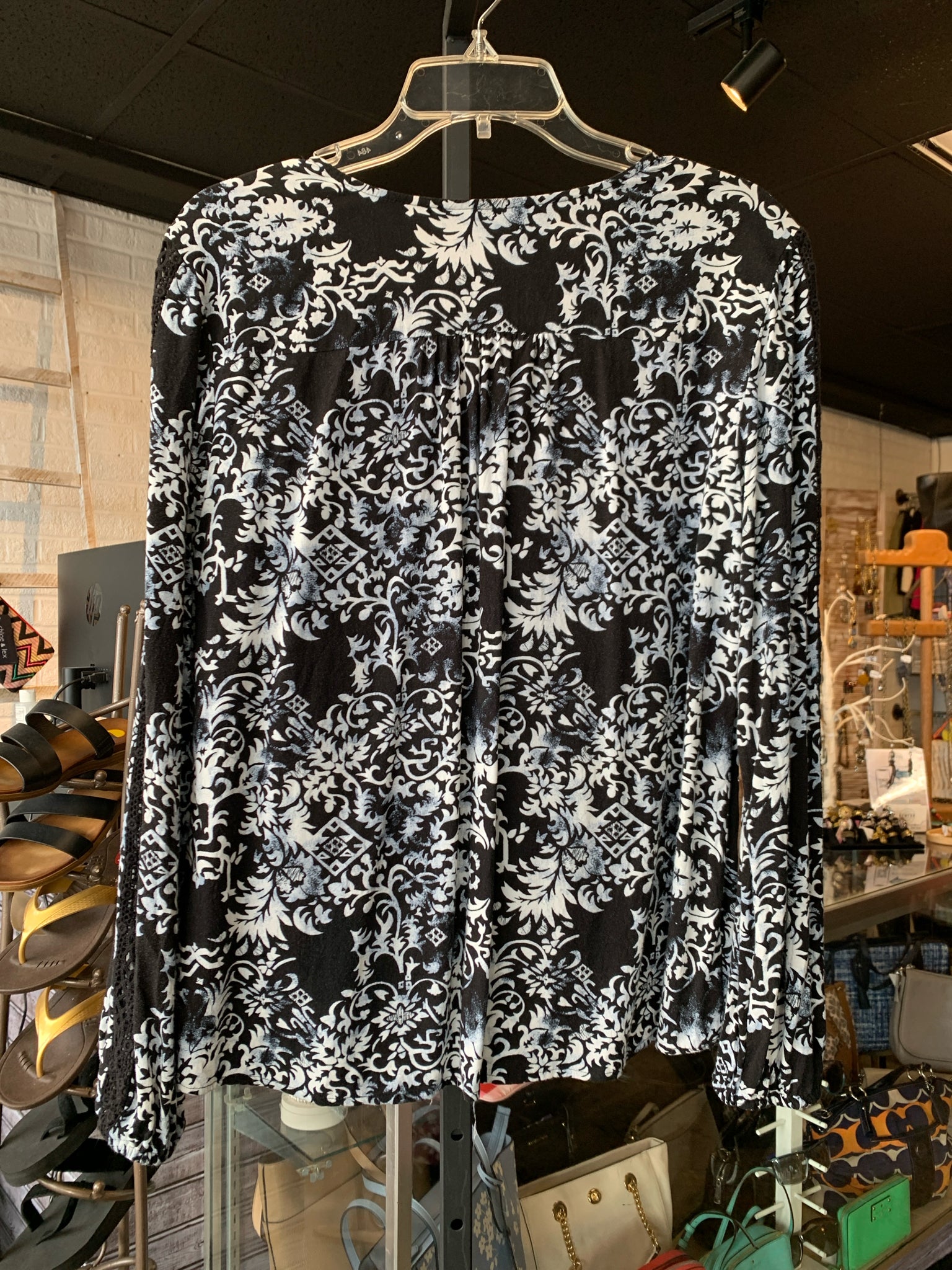 EST 1946 Womens Tops Size L Blouse