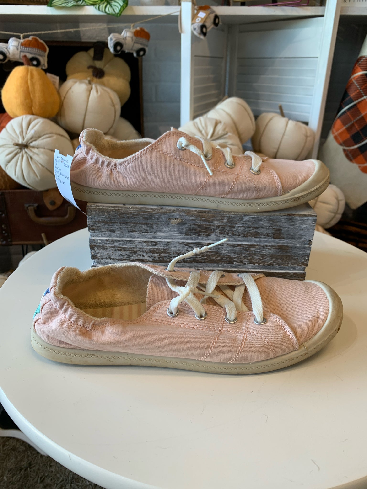 Time & True Shoes/Footwear 8 Shoes