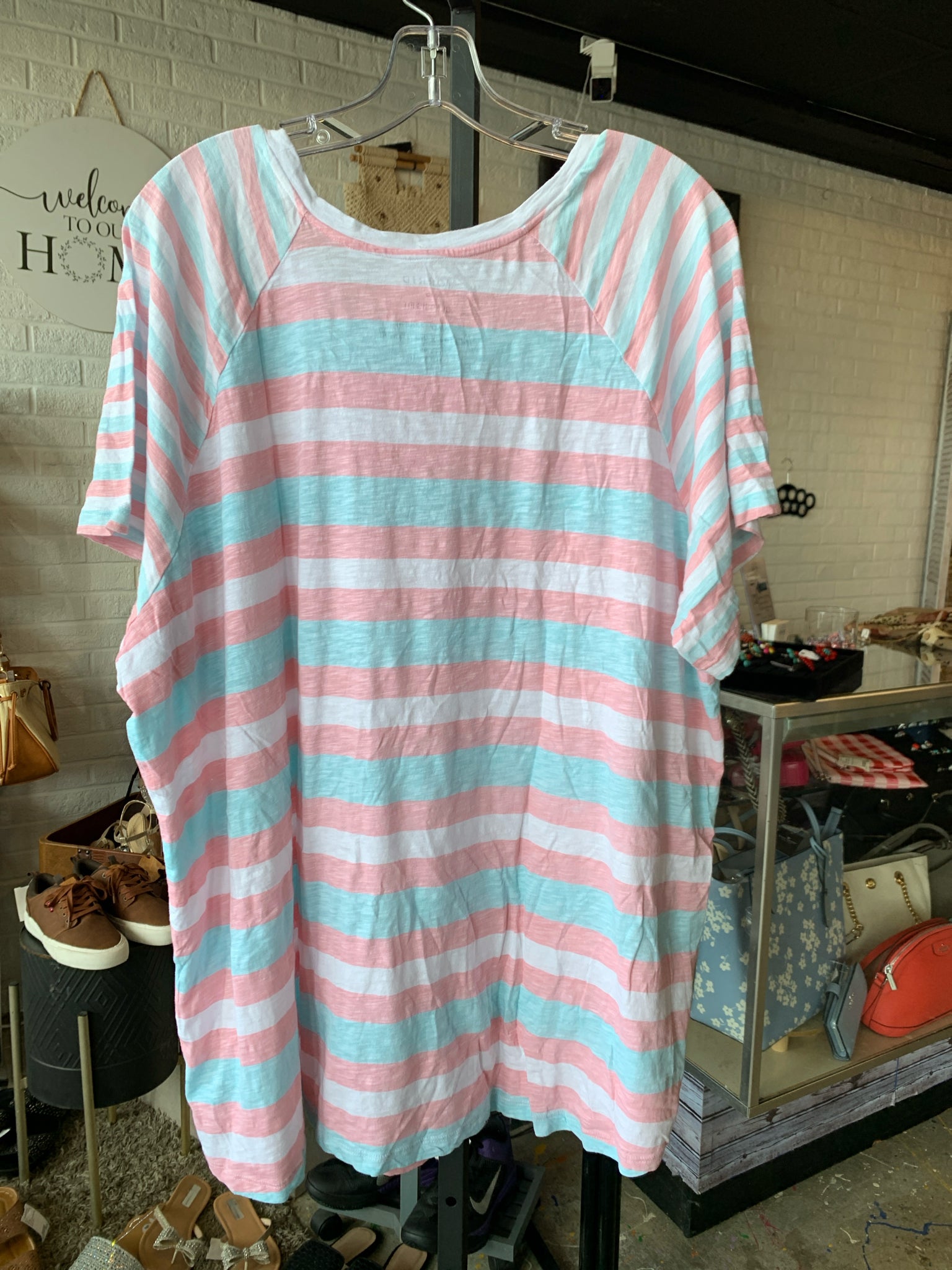 torrid Plus Tops Size 5 Shirt