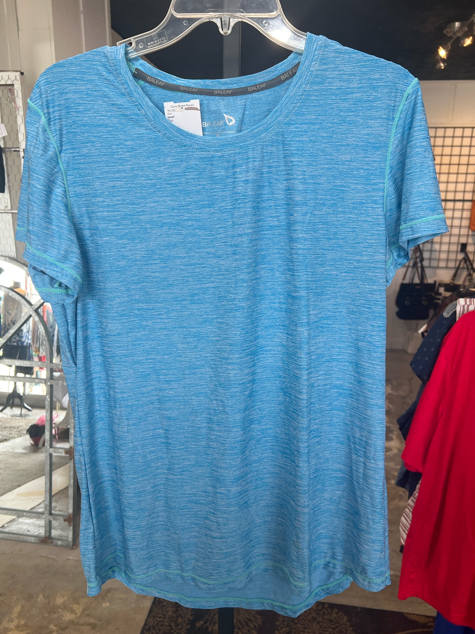 Size XL baleaf Shirt