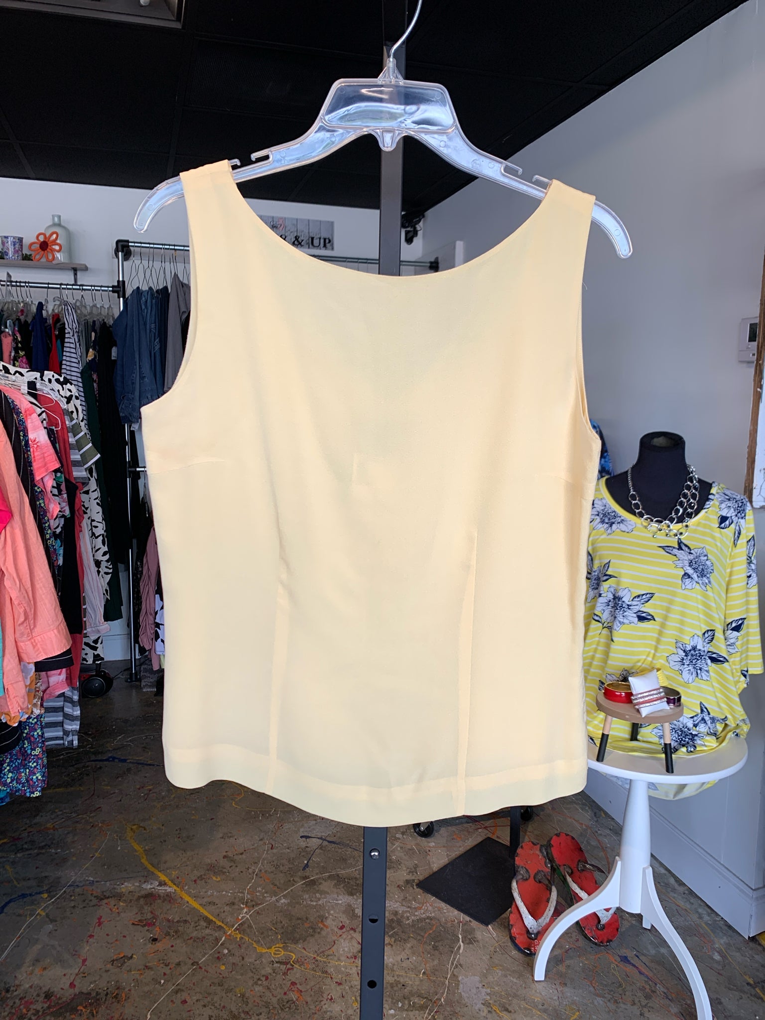 Harold's Womens Tops Size 8 Blouse