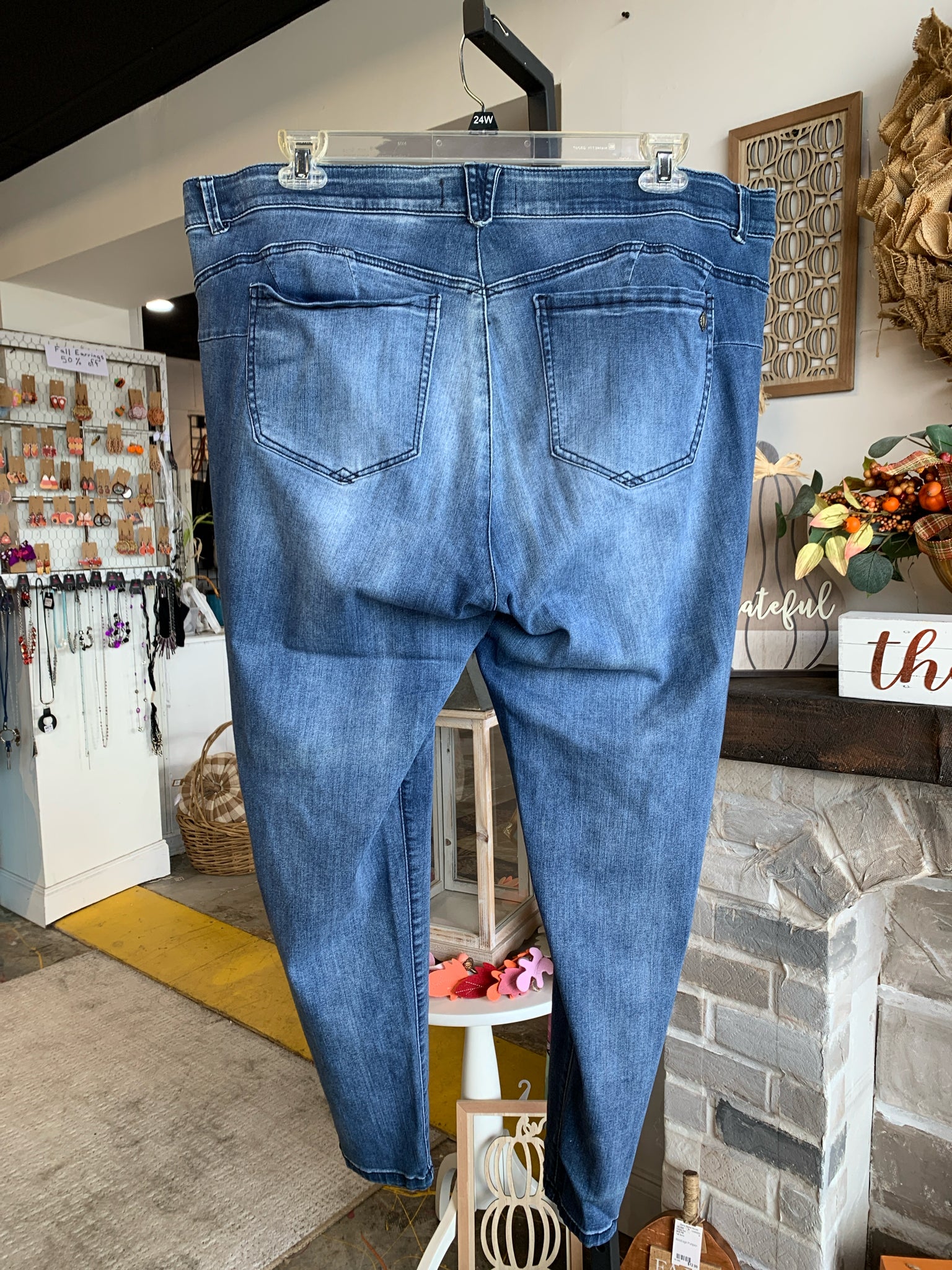 DEMOCRACY Plus Bottoms Size 22W Jeans