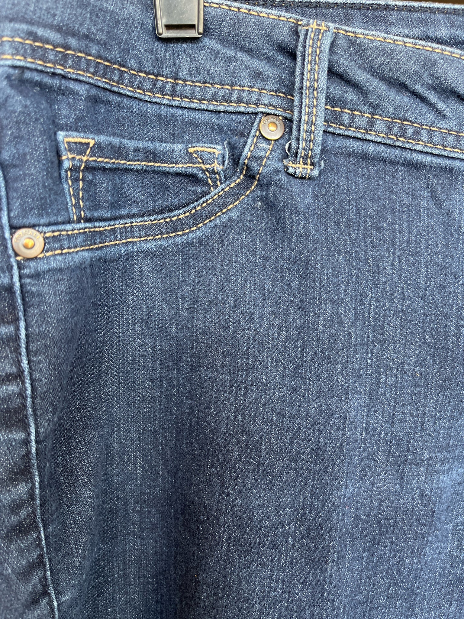 ROZ & ALI Plus Bottoms Size 16 Jeans