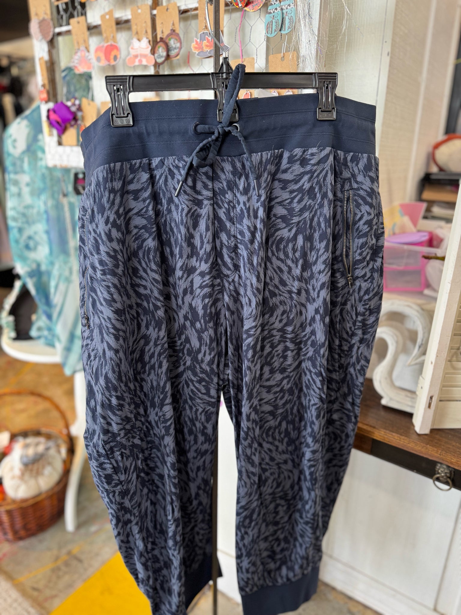 Athleta Plus Bottoms Size 24 Pants