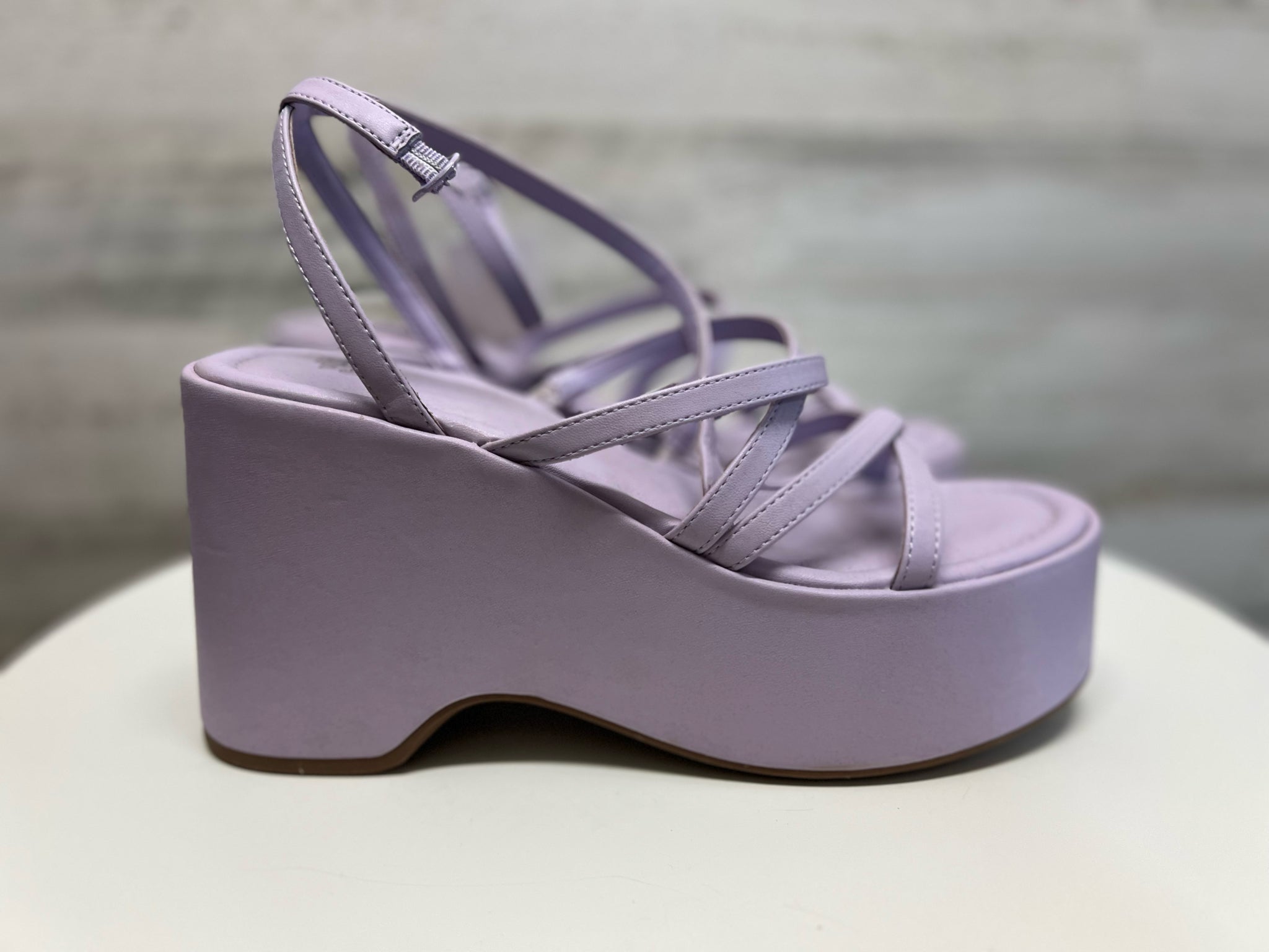 9.5 WILD FABLE SHOES