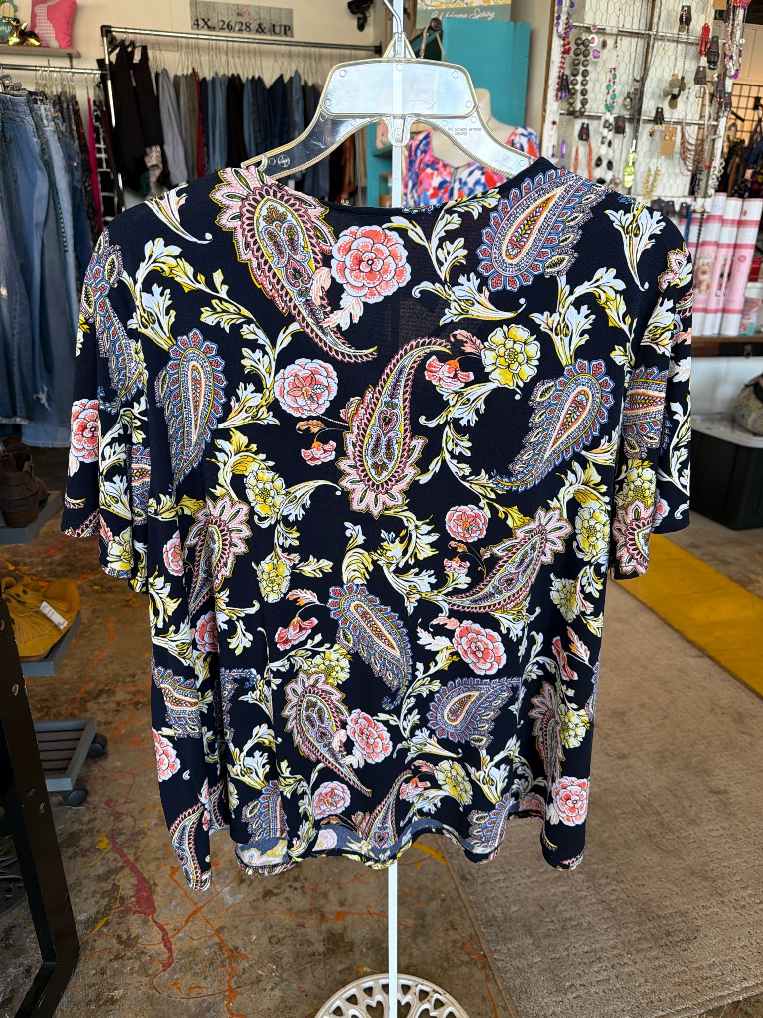 EST 1946 Plus Tops Size 18/20 Blouse