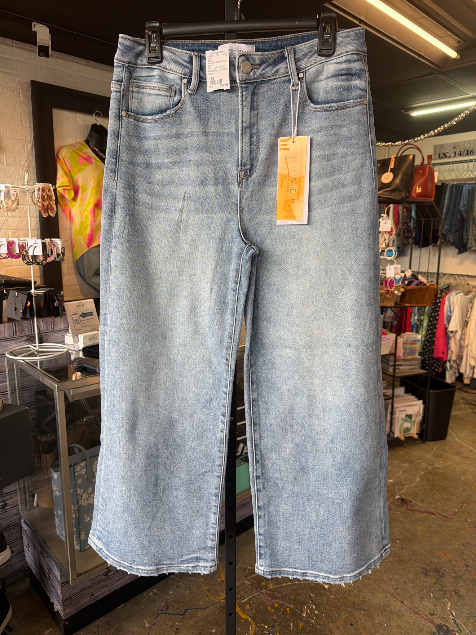 Risen Womens Bottoms Size 13/31 Jeans